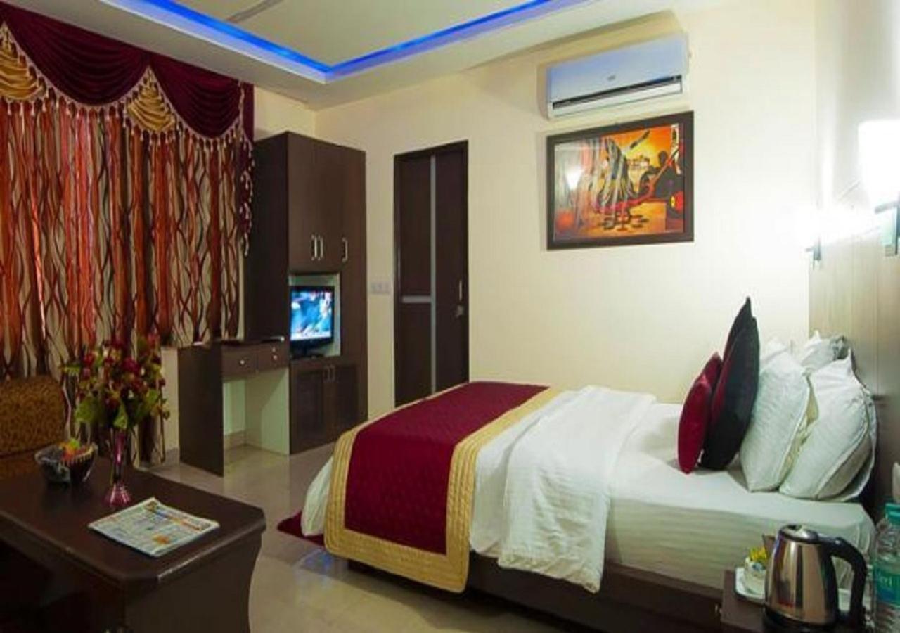 Hotel Vishal @ Airport 3*