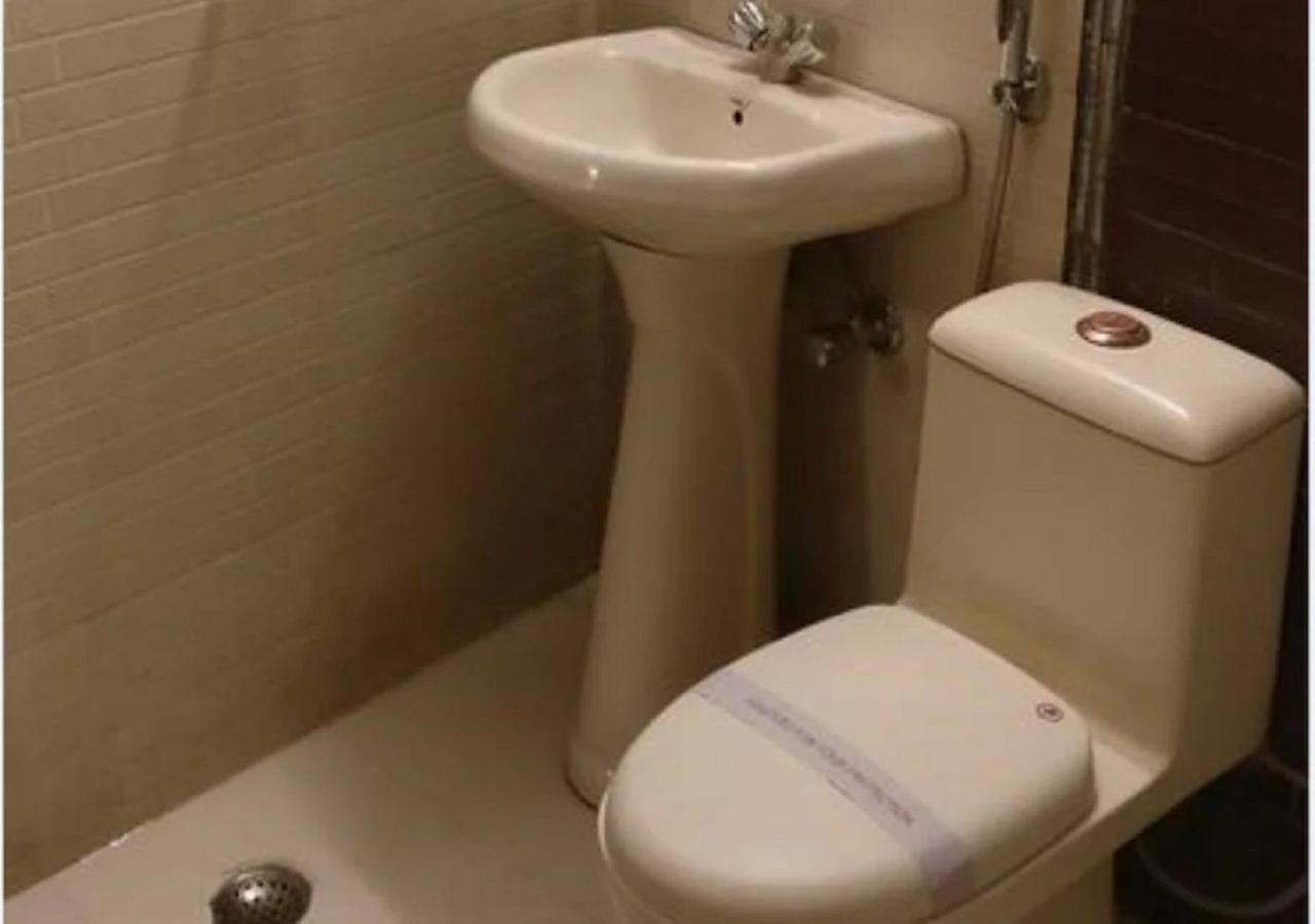 Hotel Vishal @ Airport New Delhi